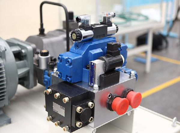 糖心在线观看视频播放配件--液压元件，油缸密封圈等